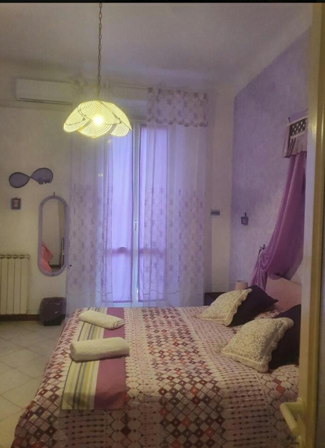 La Maison Des Caprices_ La Spezia _Stazione_5Terre ภายนอก รูปภาพ