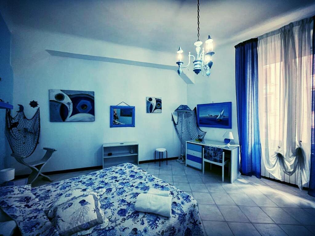 La Maison Des Caprices_ La Spezia _Stazione_5Terre ภายนอก รูปภาพ